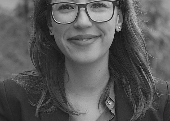Portrait Frau Freier